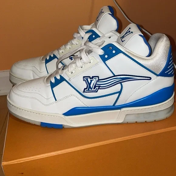 Mens Louis Vuitton Trainer Azur size 9